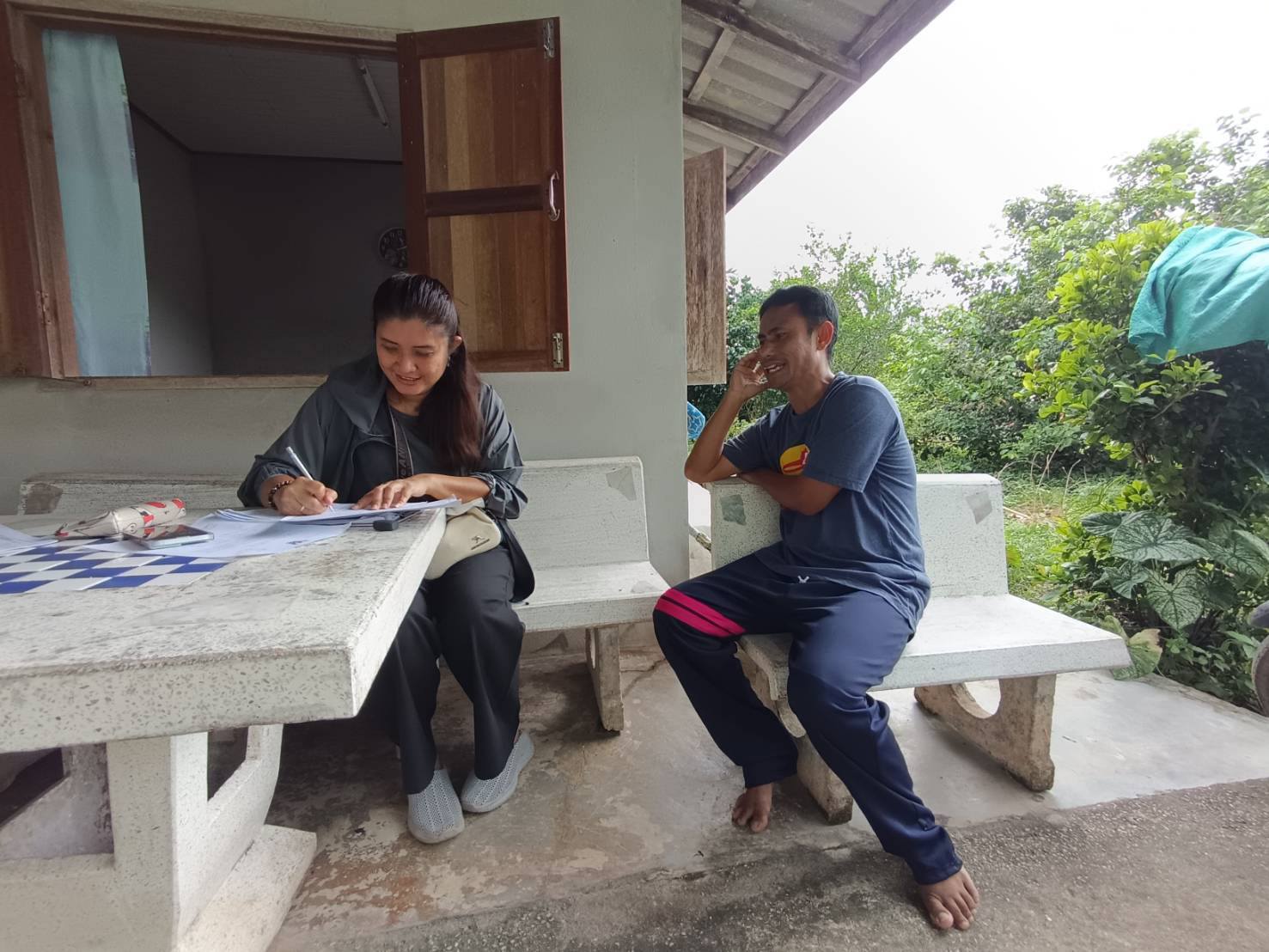 ดร. กฤช เอี่ยมฐานนท์ ผู้อำนวยการศูนย์สารสนเทศการเกษตร มอบหมายให้ส่วนสารสนเทศปัจจัยการผลิตและราคา ลงพื้นที่จัดเก็บข้อมูลต้นทุนการผลิตปาล์มน้ำมัน ปี 2568